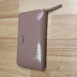 Kate Spade Mauve Wallet Like New